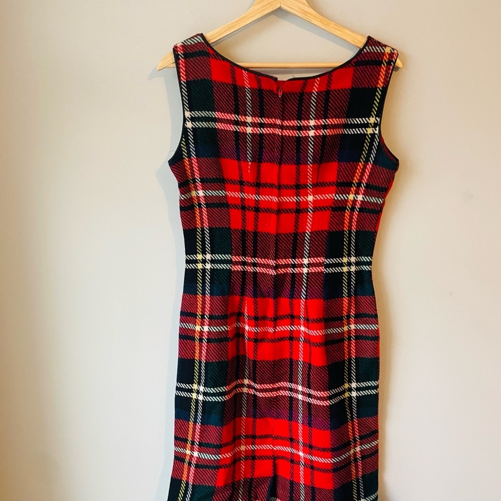Vintage Tartan Holiday Plaid Sleeveless Dress - Red and Black